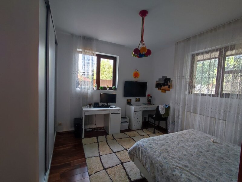 Balotesti vanzare casa vila